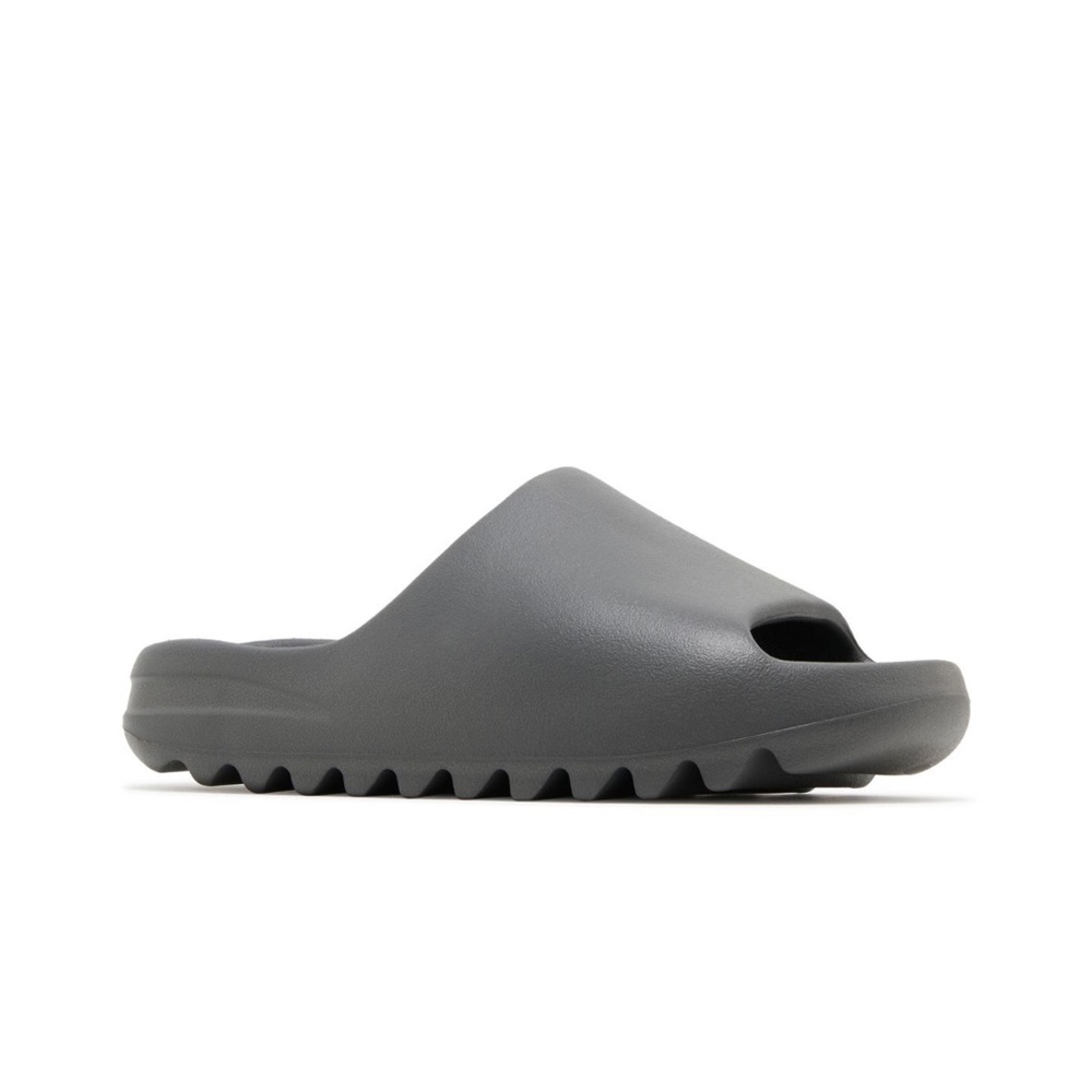 YEEZY Slides, Granite, Size 10
